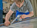 tesa® 60462 Silvertejp för allmänna ändamål - 60462-duct-silver-apply-05-ap.jpg