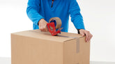 tesa® 4100 tesa® 4100 Universal Plasttejp - präglad - tesa-4100-general-purpose-carton-sealing-tape-brown-step3of6-ap.jpg
