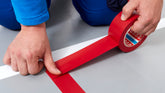 tesa® 4169 tesaflex® 4169 Golvmarkeringstejp Premium - tesa-4169-premium-soft-pvc-floor-marking-tape-red-step1of6-ap.jpg