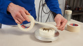 tesa® 4317 tesa® 4317 Maskeringstejp 80˚C - tesa-4317-thin-paper-masking-tape-for-paint-spraying-round-step2of8-ap.jpg