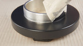 tesa® 4317 tesa® 4317 Maskeringstejp 80˚C - tesa-4317-thin-paper-masking-tape-for-paint-spraying-round-step8of8-ap.jpg