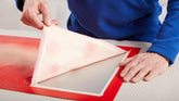 tesa® 4317 tesa® 4317 Maskeringstejp 80˚C - tesa-4317-thin-paper-masking-tape-for-paint-spraying-square-step5of9-ap.jpg