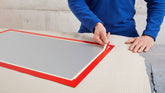 tesa® 4317 tesa® 4317 Maskeringstejp 80˚C - tesa-4317-thin-paper-masking-tape-for-paint-spraying-square-step6of9-ap.jpg
