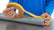 tesa® 51571 Dubbelhäftande non-woven tejp - tesa-51571-double-sided-non-woven-tape-step1of3.jpg