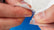 tesa® 60672 tesa® 60672 Aluminiumtejp Med Liner 75µm - tesa-60632-60652-60672-conformable-aluminum-tape-with-paper-liner-step6of6-ap.jpg